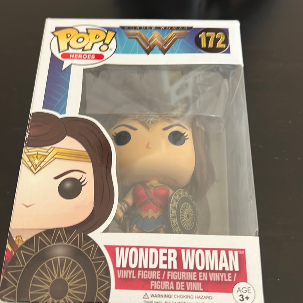 Funko Pop! Wonder Woman Vinyl Figure - Red, Blue, Gold